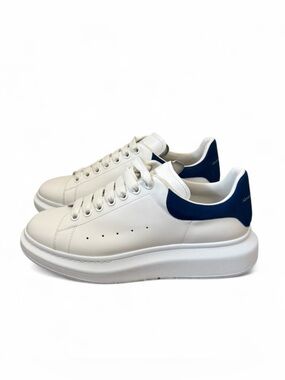 Alexander McQueen Oversized Leather Sneakers. Size 41.5 EU. Excelent Condition